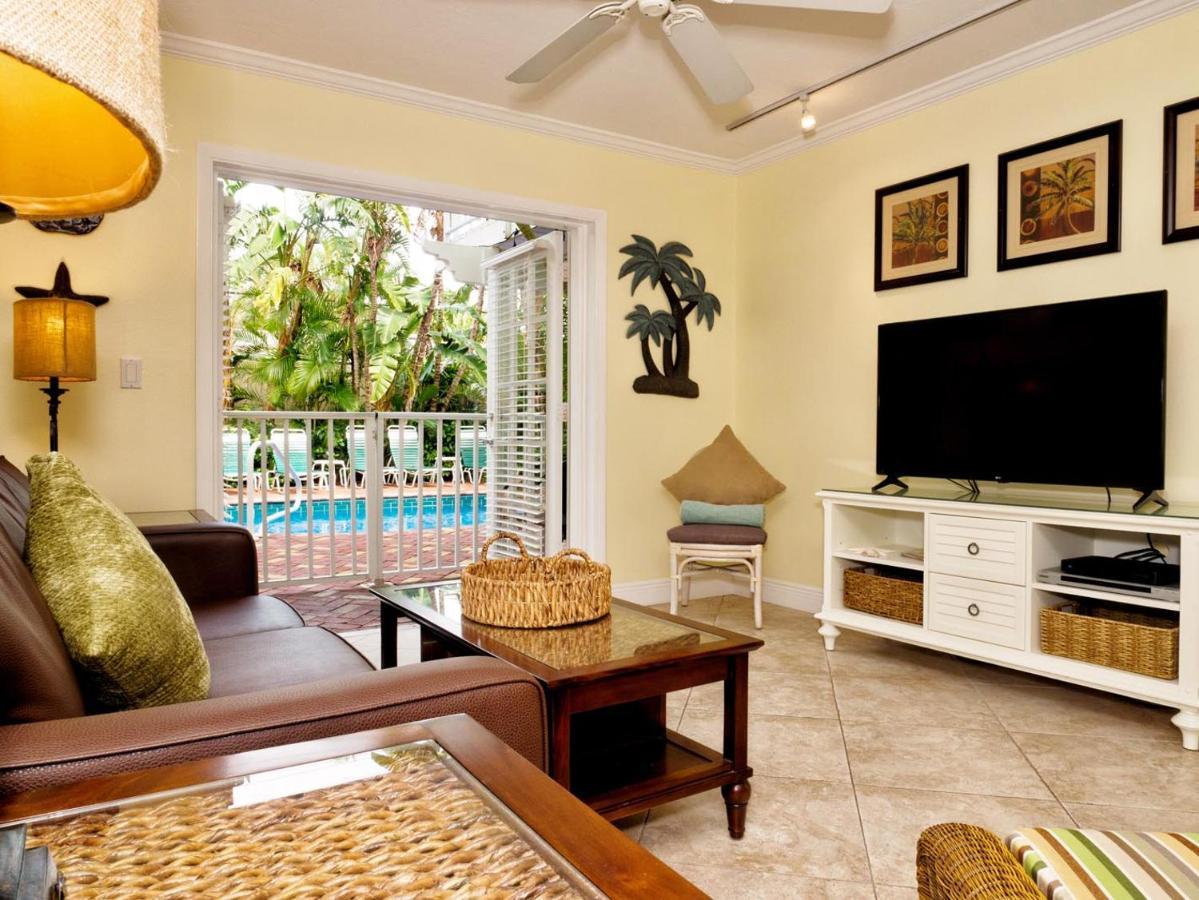 Siesta Palms By The Aparthotel *